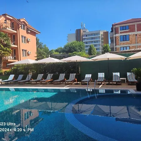 Hotel Salena 3*